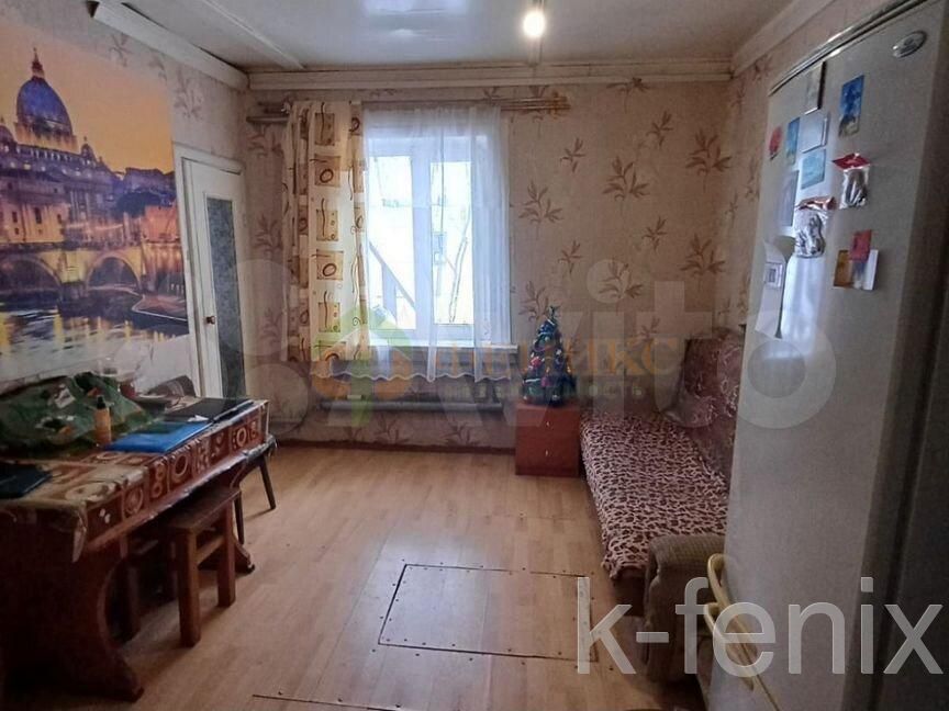 часть дома 63 метров, участок 6 сот